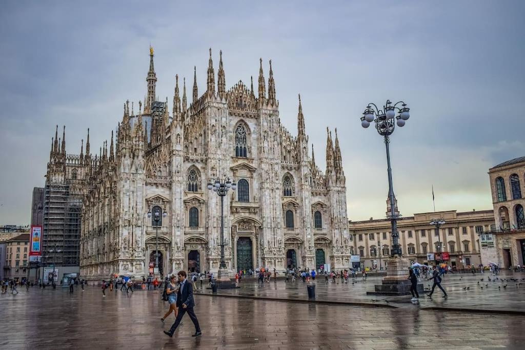 Moscova-Duomo Loft Wifi, Netflix & Design Apartment Milan Luaran gambar